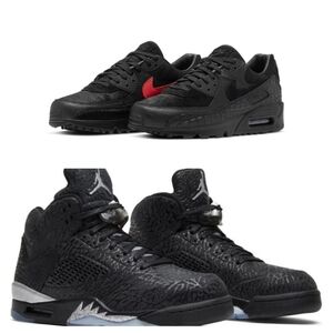 Nike Men's Black and Red Air Max Sneakers